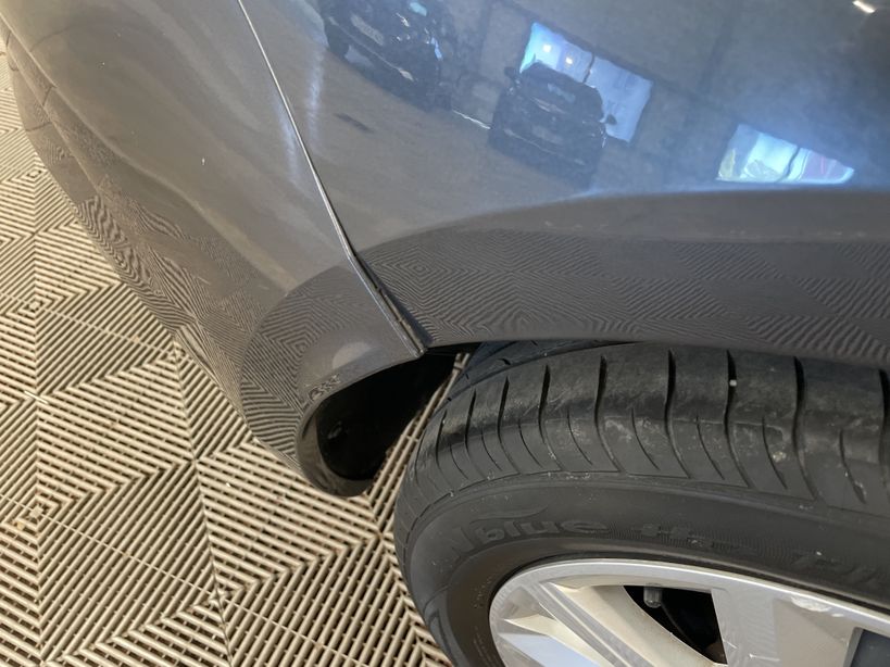 RENAULT MEGANE IV ESTATE 2021 - Photo n°8
