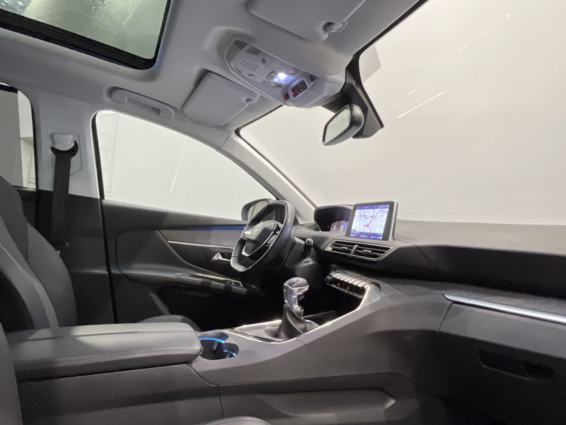 PEUGEOT 5008 BUSINESS 2020 - Photo n°24