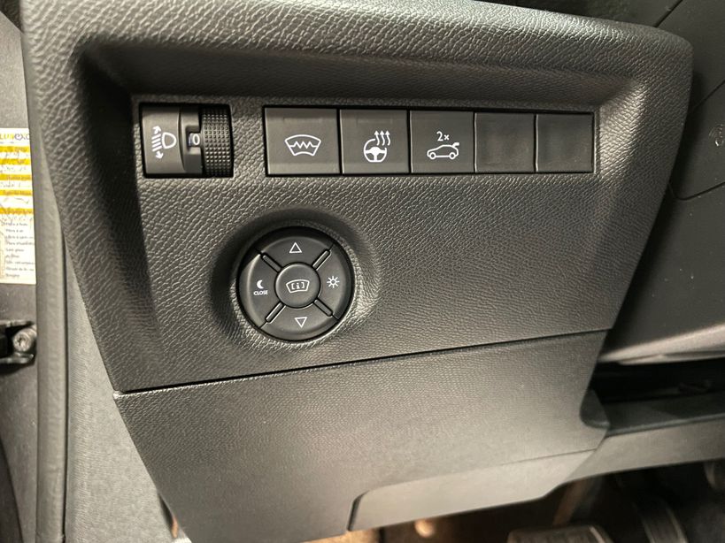 CITROEN C4 X 2023 - Photo n°17