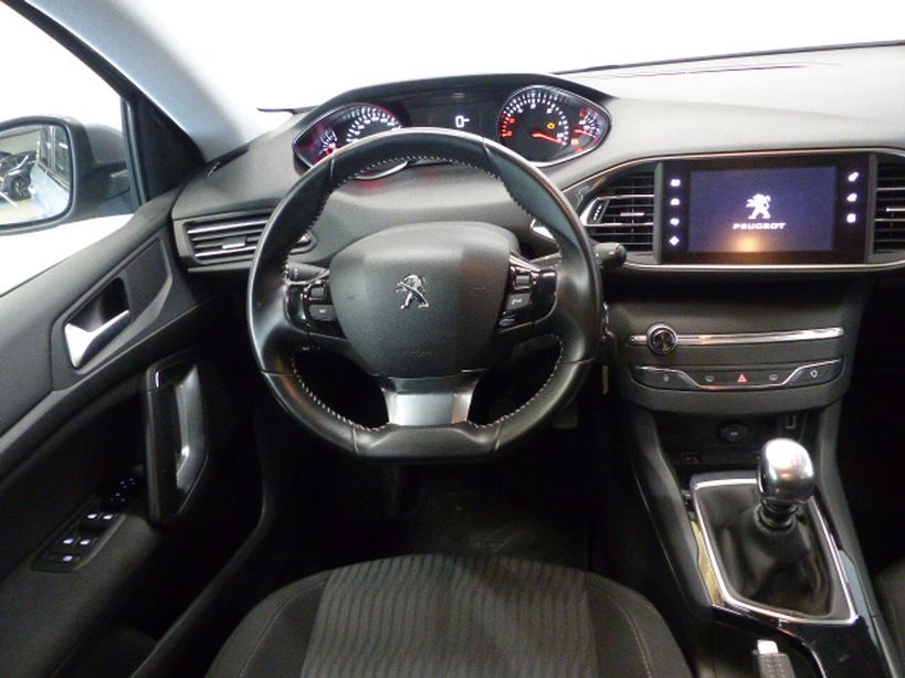PEUGEOT 308 SW BUSINESS 2015 - Photo n°8