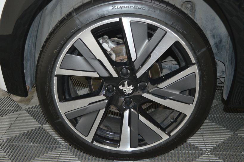 PEUGEOT 208 2020 - Photo n°2