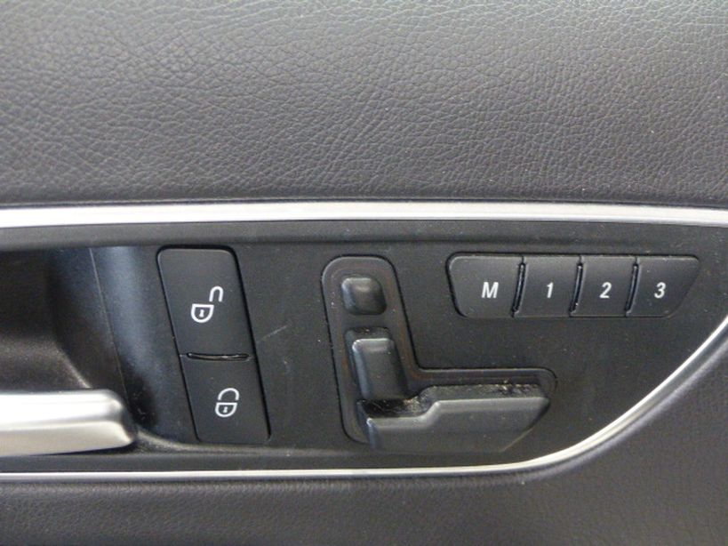 MERCEDES CLASSE A 2013 - Photo n°12