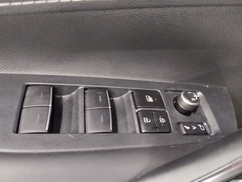 TOYOTA COROLLA TOURING SPORTS HYBRIDE MY22 2022 - Photo n°16