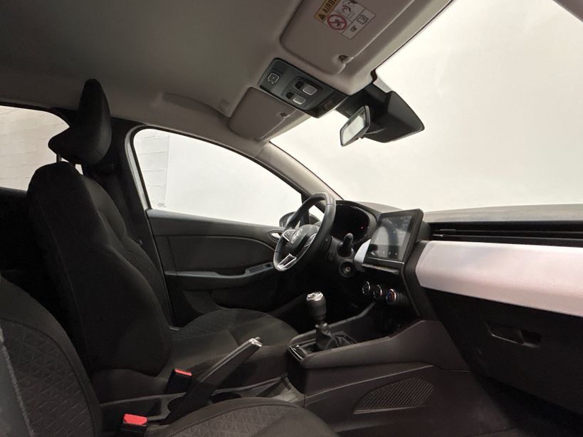 RENAULT CLIO V 2022 - Photo n°19