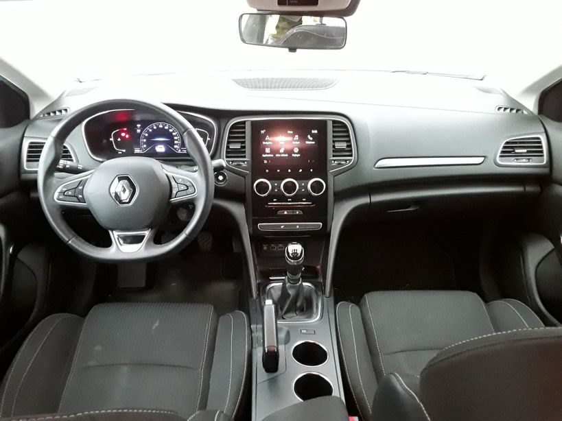 RENAULT MEGANE IV BERLINE 2021 - Photo n°11