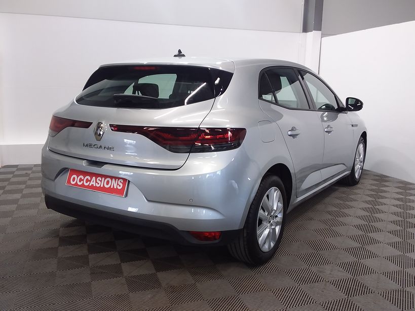 RENAULT MEGANE IV BERLINE 2023 - Photo n°4