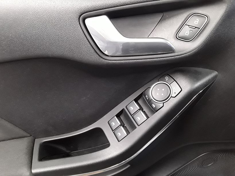 FORD FIESTA 2019 - Photo n°23