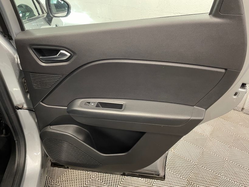 RENAULT CAPTUR 2022 - Photo n°33