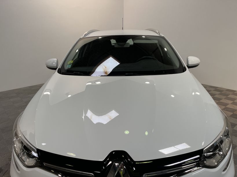 RENAULT MEGANE IV ESTATE 2017 - Photo n°17
