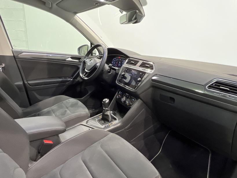 VOLKSWAGEN TIGUAN 2018 - Photo n°23
