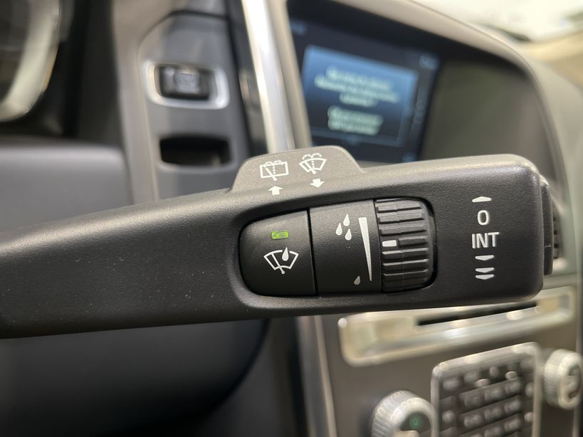 VOLVO XC60 2016 - Photo n°28