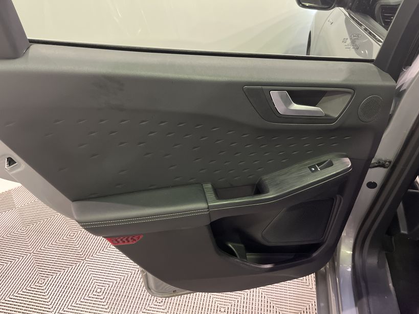 FORD KUGA 2020 - Photo n°37