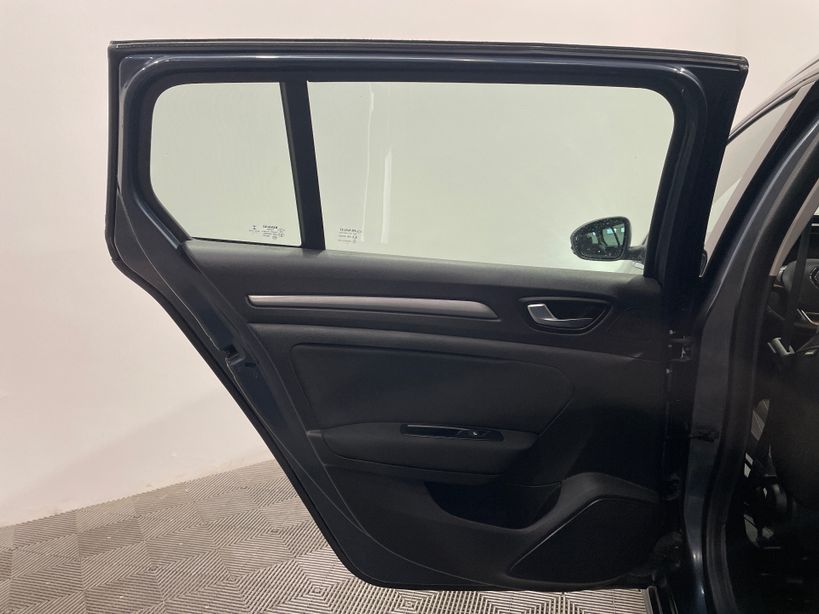 RENAULT MEGANE IV ESTATE 2021 - Photo n°38