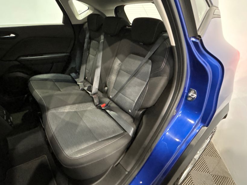 RENAULT CAPTUR 2021 - Photo n°10