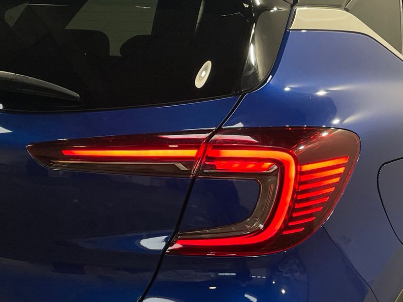 RENAULT CAPTUR 2023 - Photo n°8