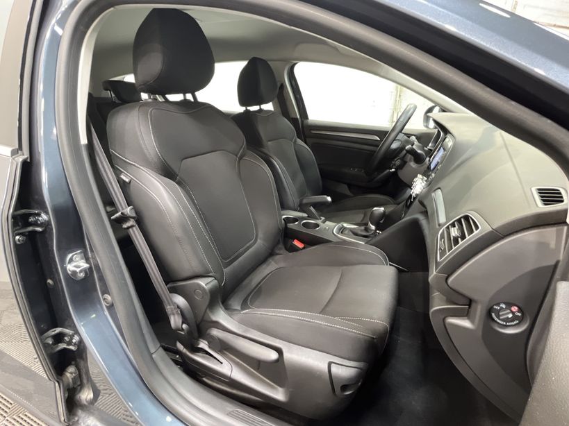 RENAULT MEGANE IV ESTATE 2020 - Photo n°42