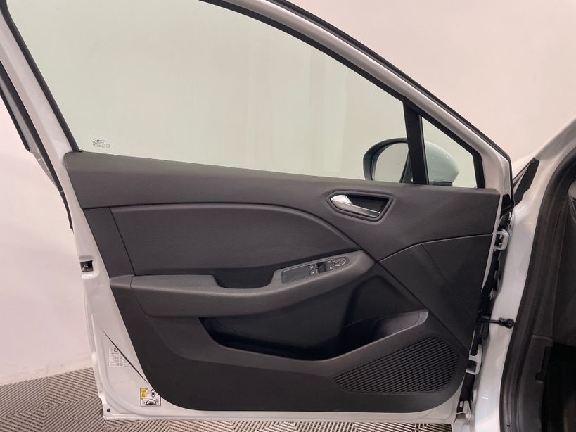 RENAULT CLIO V 2021 - Photo n°30