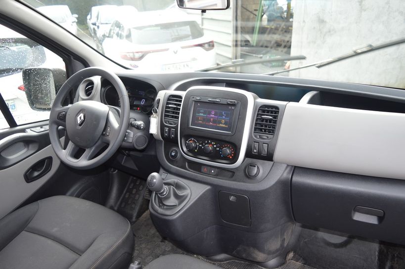 RENAULT TRAFIC COMBI 2016 - Photo n°9