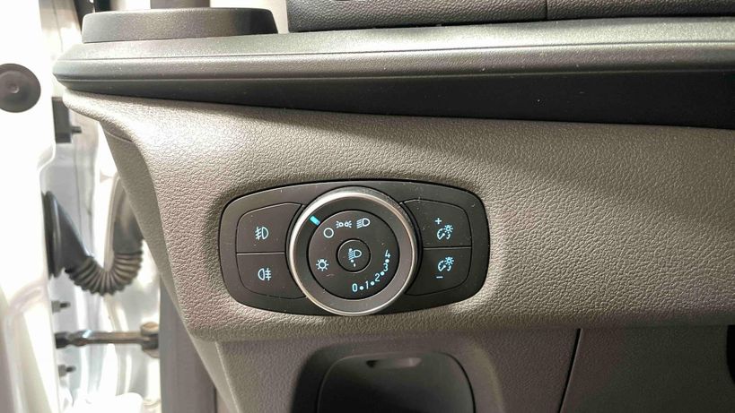 FORD TRANSIT CUSTOM FOURGON 2023 - Photo n°13