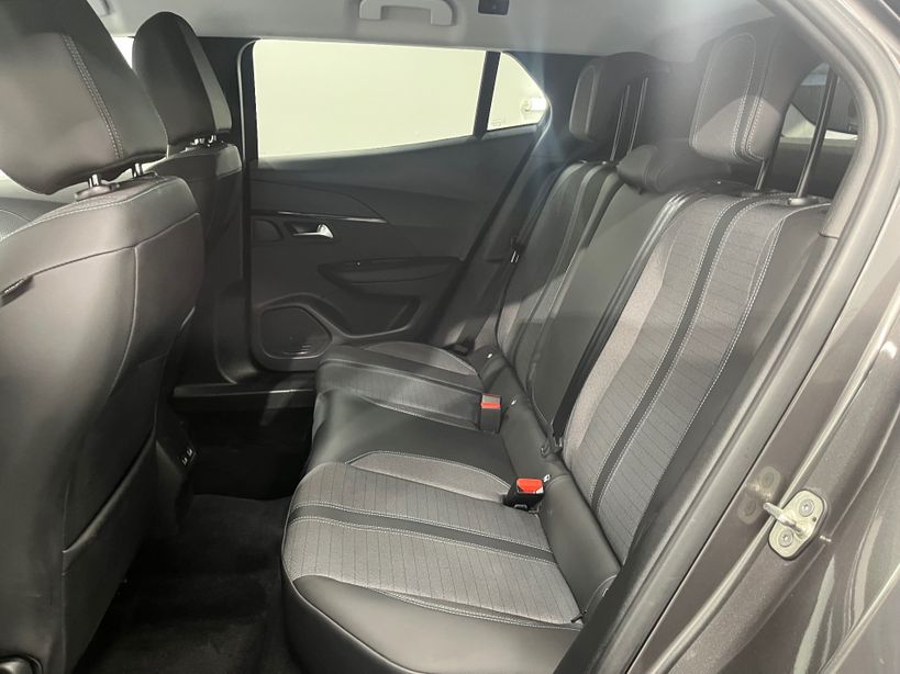 PEUGEOT 2008 BUSINESS 2021 - Photo n°32