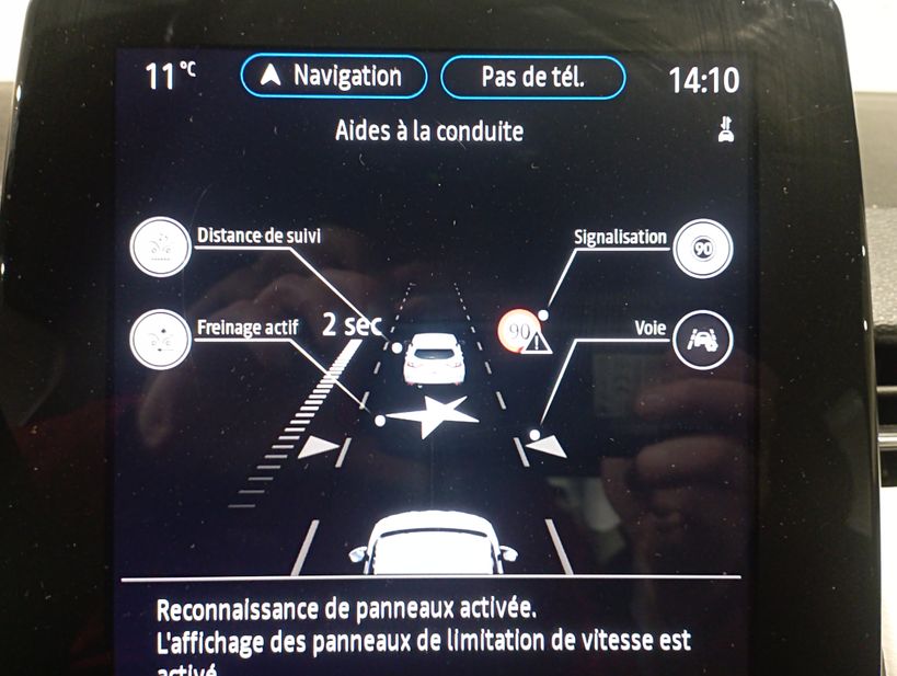 RENAULT CLIO V 2021 - Photo n°21