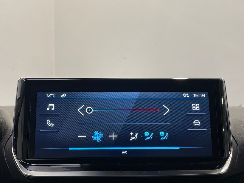 PEUGEOT 208 2024 - Photo n°13