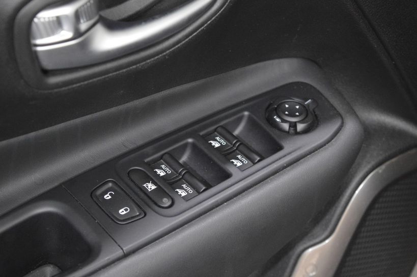 JEEP RENEGADE 2019 - Photo n°10