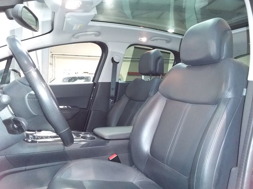 PEUGEOT 3008 2015 - Photo n°8
