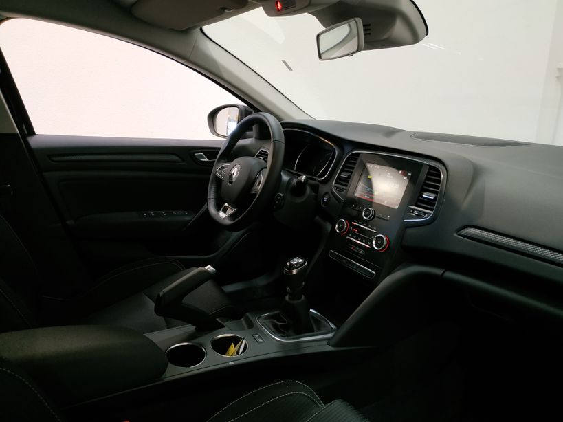 RENAULT MEGANE IV ESTATE BUSINESS 2020 - Photo n°10