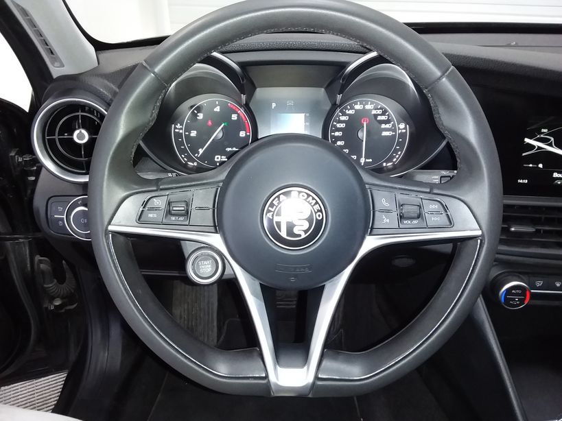 ALFA ROMEO GIULIA 2017 - Photo n°14