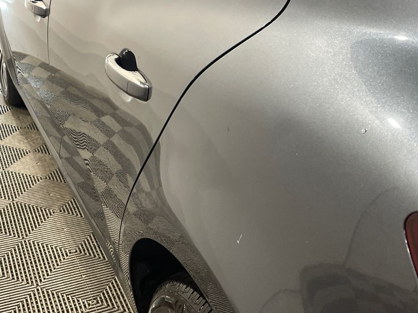 RENAULT MEGANE IV BERLINE 2023 - Photo n°2