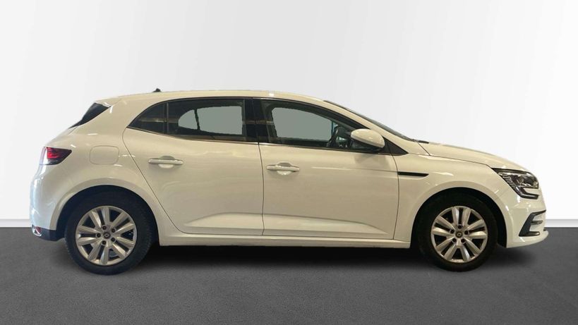 RENAULT MEGANE IV BERLINE 2021 - Photo n°4