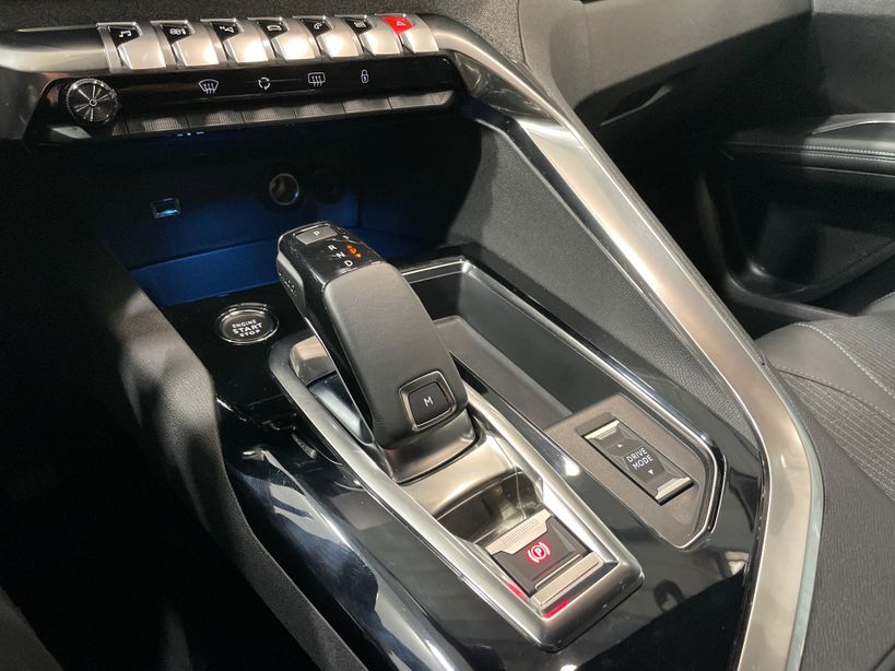 PEUGEOT 5008 2023 - Photo n°21