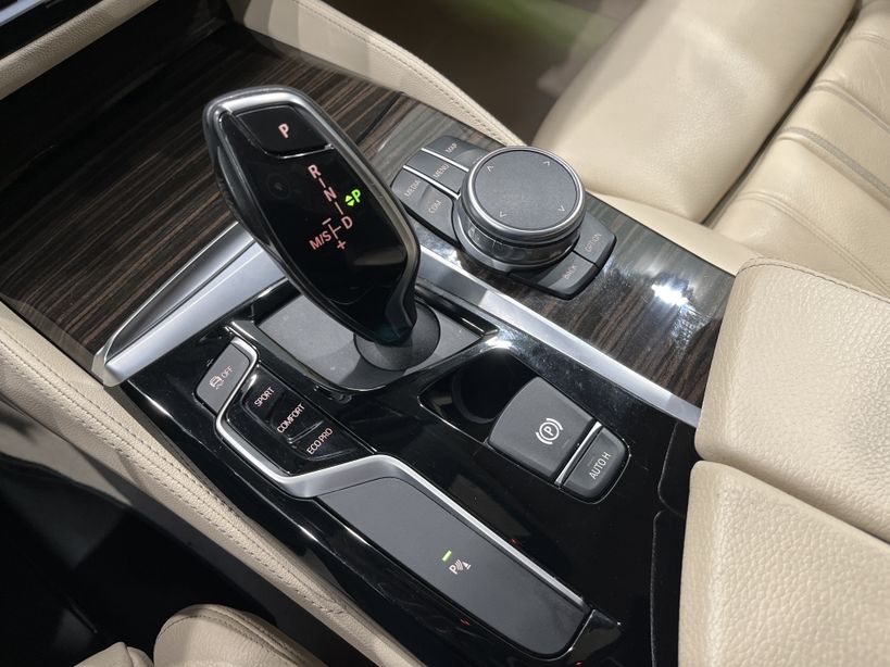 BMW SERIE 5 TOURING G31 2017 - Photo n°19