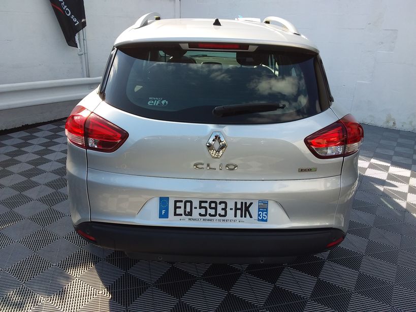 RENAULT CLIO IV ESTATE 2017 - Photo n°1