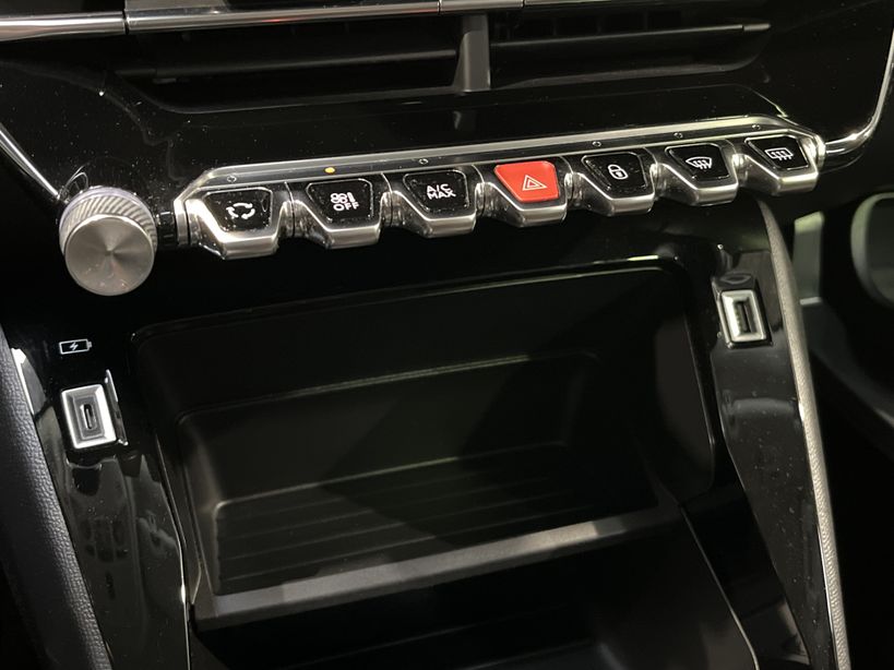 PEUGEOT 2008 2021 - Photo n°18