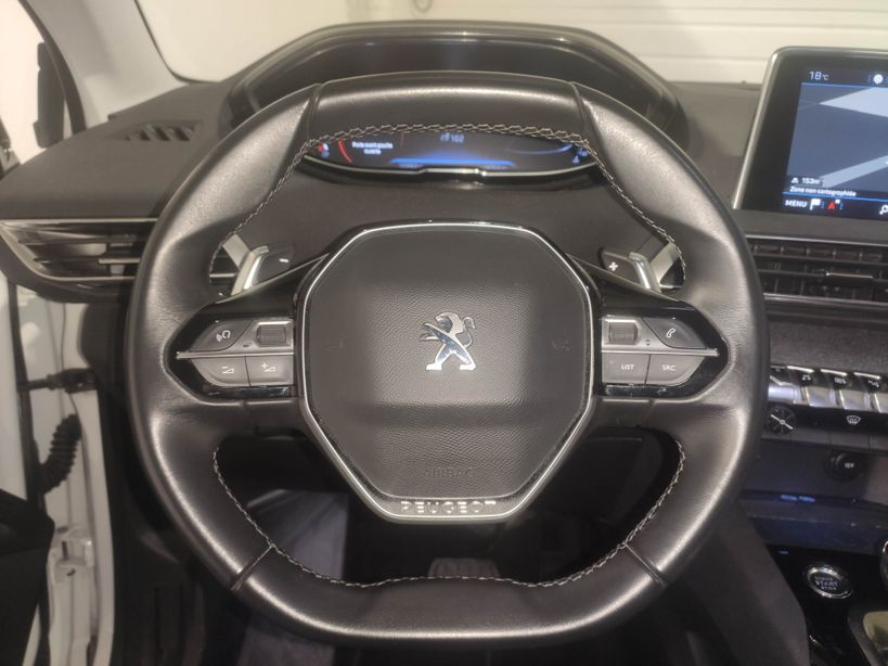 PEUGEOT 3008 BUSINESS 2019 - Photo n°18