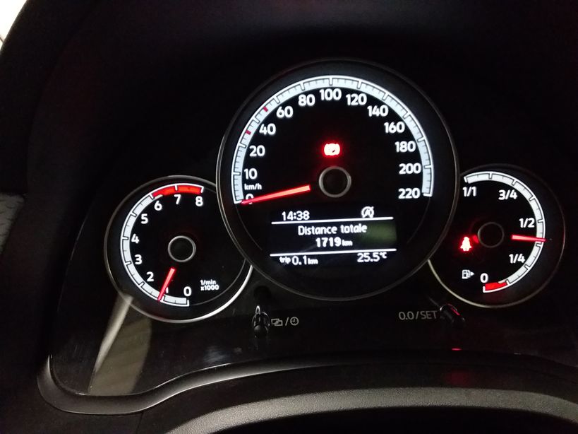 VOLKSWAGEN UP! 2.0 2022 - Photo n°25