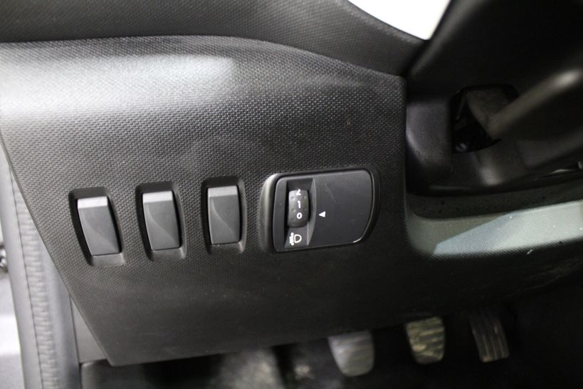 RENAULT TWINGO III 2021 - Photo n°23