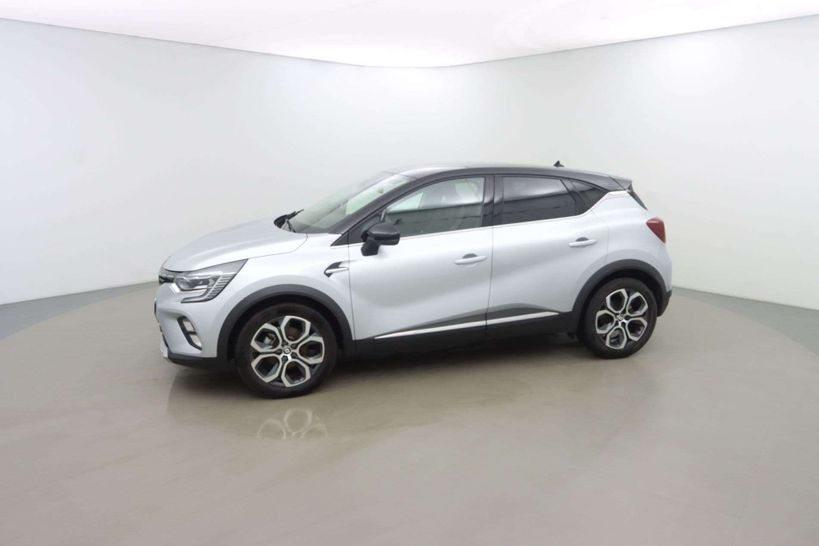 RENAULT CAPTUR 2022 - Photo n°8