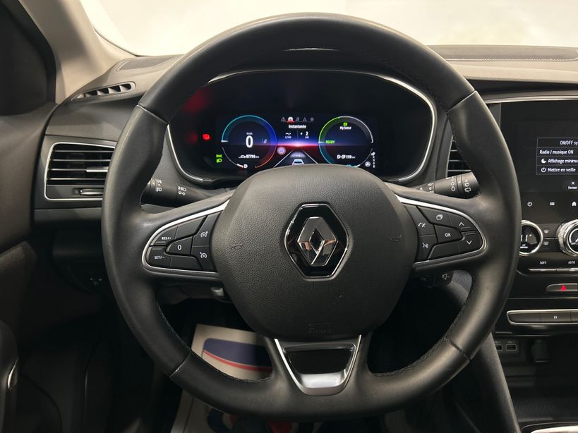 RENAULT MEGANE IV BERLINE 2023 - Photo n°11