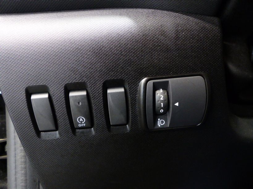 RENAULT TWINGO III 2019 - Photo n°18