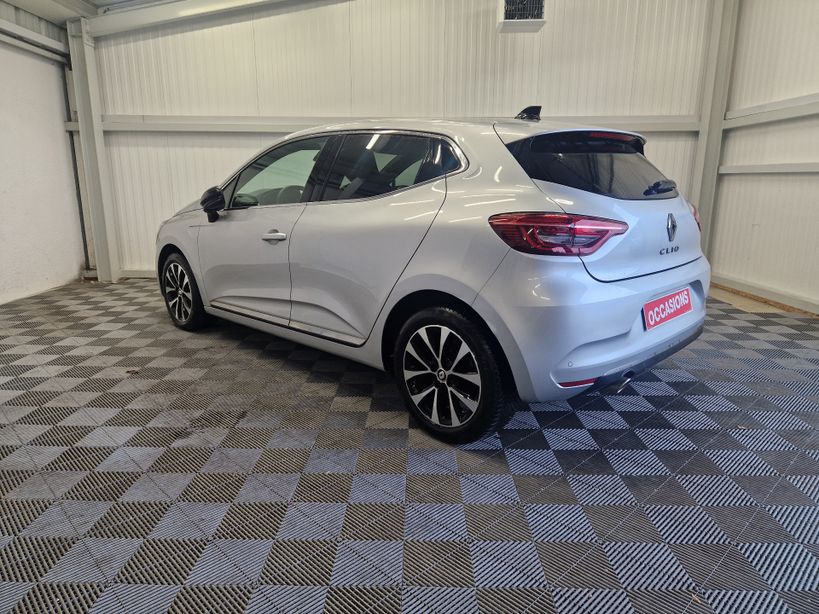 RENAULT CLIO V 2023 - Photo n°4