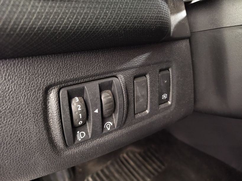 RENAULT CLIO IV BUSINESS 2019 - Photo n°27