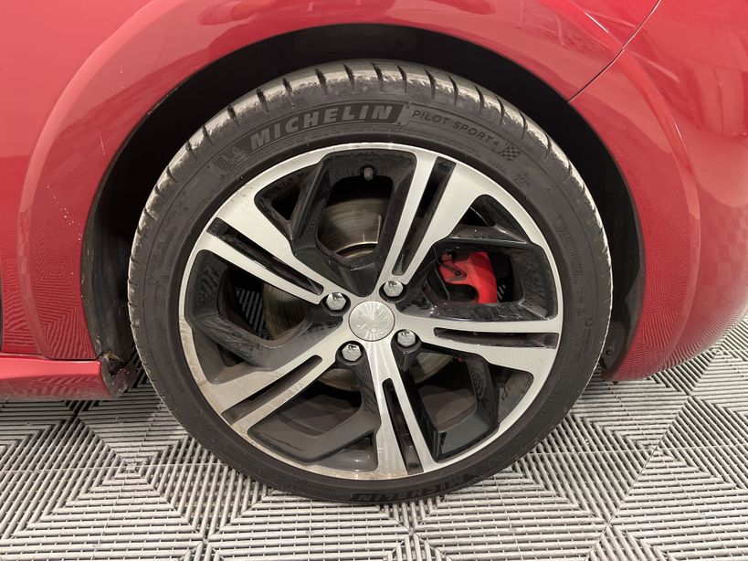 PEUGEOT 208 2014 - Photo n°3