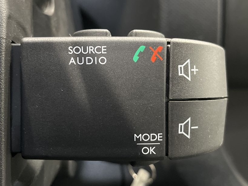 RENAULT TRAFIC FOURGON 2020 - Photo n°29