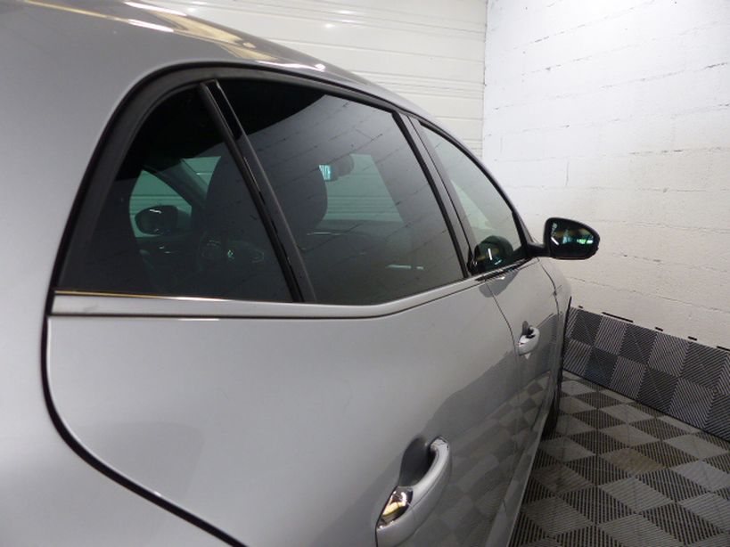 RENAULT MEGANE IV BERLINE 2019 - Photo n°24