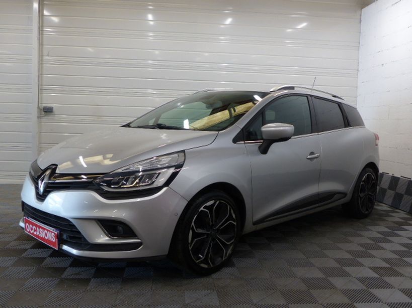 RENAULT CLIO IV ESTATE 2017 - Photo n°1