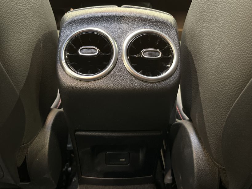 MERCEDES CLASSE A 2021 - Photo n°37