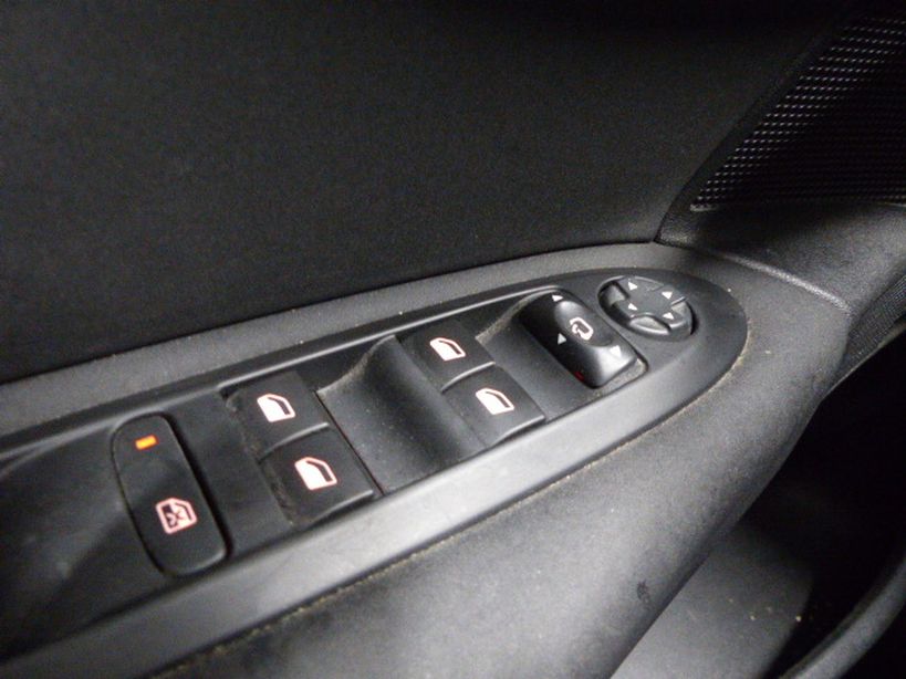 CITROEN C4 2015 - Photo n°20